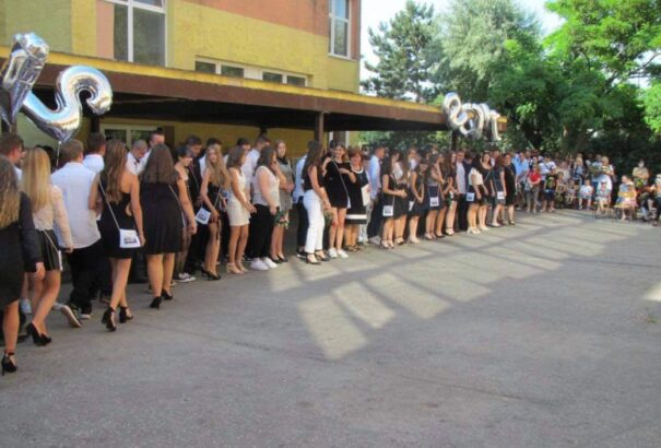 Búcsú egykori alapiskolámtól….- Thaly Anasztázia gondolatai