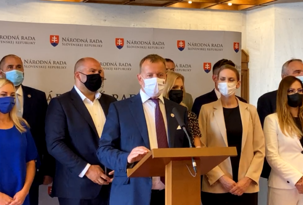 A Sme rodina nem szavazza meg Lengvarský törvényét a beoltottakra vonatkozó előnyökről