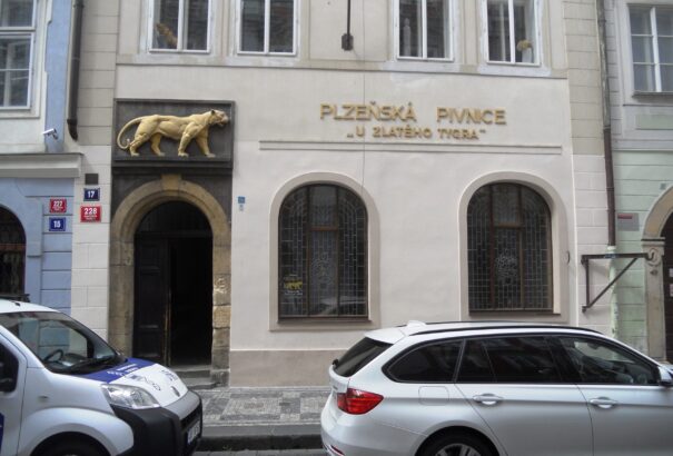 Édes Enikő: Pár korsónyi Prága