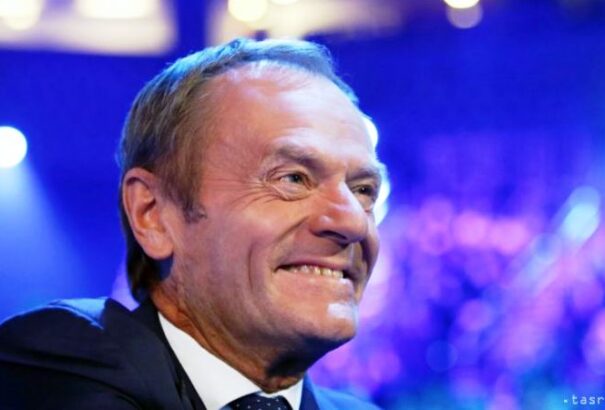 Donald Tusk visszatér a lengyel belpolitikába