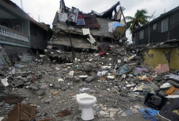 Majdnem kétezerre nőtt a haiti földrengés áldozatainak a száma