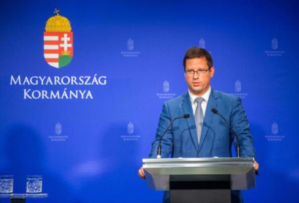 Gulyás Gergely: Magyarországra is megérkezik a járvány negyedik hulláma