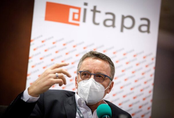 Az OĽANO szerint Kažimír pozíciója tarthatatlan, Fico már Miklošt látja a nemzeti bank elnöki székében