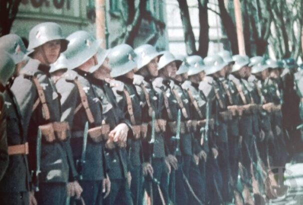 Orbán Gábor – Osztrákok a német Wehrmachtban: integráció és új identitás