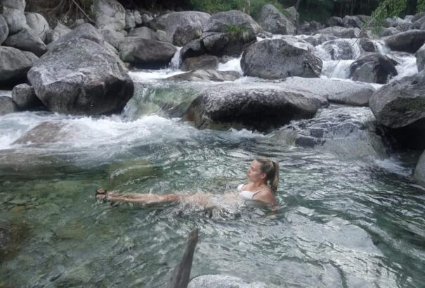 A Környezetvédelmi Felügyelőségnél kell magyarázkodnia a tátrai hegyi tóban fürdőző képviselőnőnek