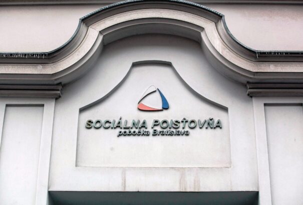 A nyugdíjasoknak augusztus végéig kell bejelenteniük a külföldről kapott nyugdíjuk összegét