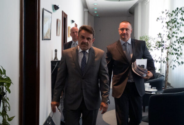 Gorilla-ügy/Trnka-ügy: Fico a felvétel részletének meghallgatása után kidobta Trnkát az irodájából