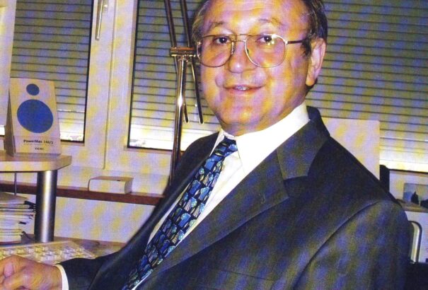 Rendhagyó „kulturális“ születésnap Naszvadon – B. Szabó Péter könyvbemutatóval egybekötött köszöntése