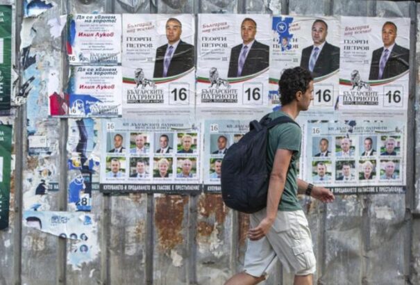 Novemberben előrehozott parlamenti választások lesznek Bulgáriában