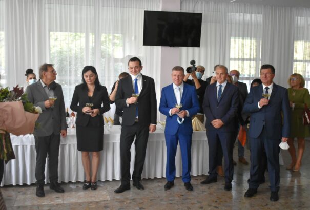 Specializált kórházi ellátási részleget adtak át Csíz-fürdőben – képekkel