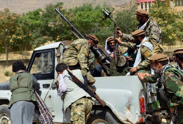 Drónokkal támadják a tálibok az ellenállókat Pandzsírban, akik hősiesen küzdenek