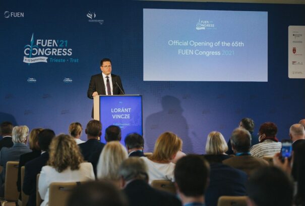 FUEN kongresszus – Vincze Loránt: Új feladatunk napirenden tartani a kisebbségvédelem ügyét Európában