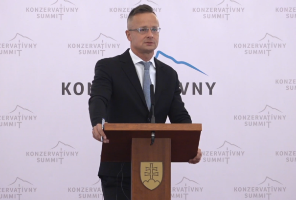 Szijjártó Péter a Konzervatív Csúcson Pozsonyban: Az EU-nak egy nagy adag józan észre van szüksége. Közép-Európa ezt megadhatja