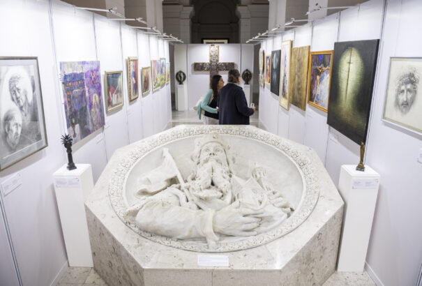 Szent István öröksége címmel nyílt tárlat a Szent István-bazilika altemplomában