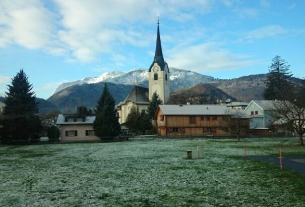 Változóan felhős, hűvös időt hoz a kedd