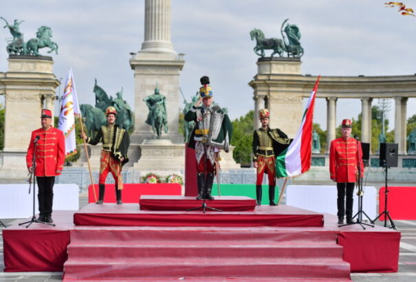 14. alkalommal rajtolt el Budapesten a Nemzeti Vágta (képekkel)