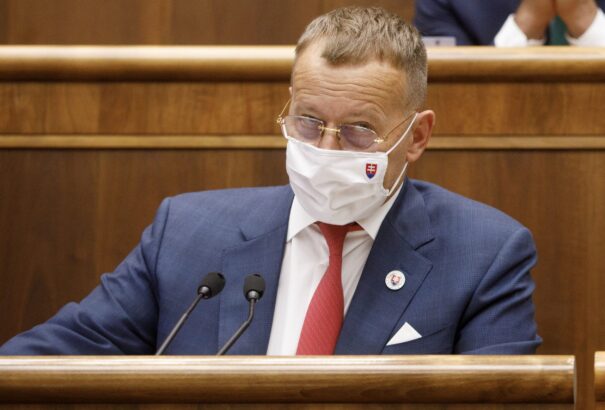 A NAKA nyomozója, Čurilla beperelte Boris Kollárt. Anyagi kártérítést követel a házelnök maffiázós szavaiért