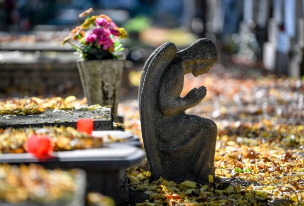 Mire vigyázzunk mindenszentek, halottak napján?