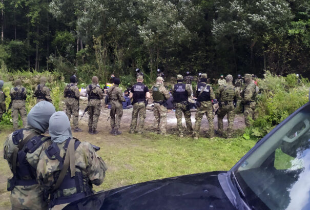 Ismét egy nagy migránscsoport próbált áttörni a fehérorosz-lengyel határon