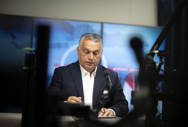 Orbán Viktor a Kossuth-rádióban: A jövő héten én is felveszem a harmadik oltást