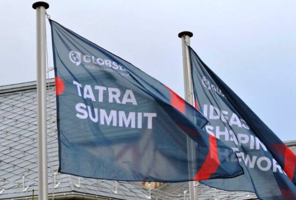 Tatra Summit a Csorba-tónál: A Tátrában találkoznak ma a világ gazdasági vezetői