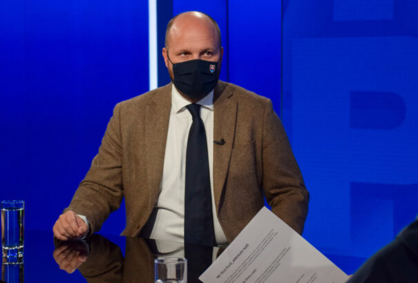 Naď: A pöstyéni maszkellenes tüntetők közül ketten katonák voltak a múltban