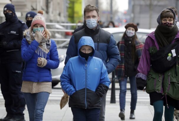 Felmérés: A szlovákiai polgárok többsége szerint a harmadik hullámnak nem lesznek rosszabb következményei