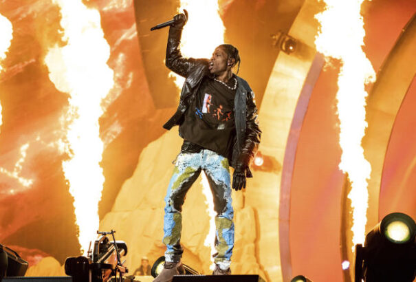 Tömegpánik alakult ki egy texasi zenei fesztiválon, nyolc ember meghalt