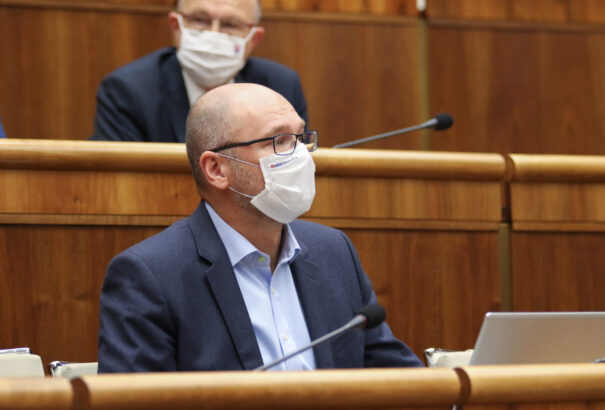 Sulík tovább titkolózik ausztráliai birtoka és annak ára kapcsán. Mutatjuk azt a keveset, amit a sajtó kiderített