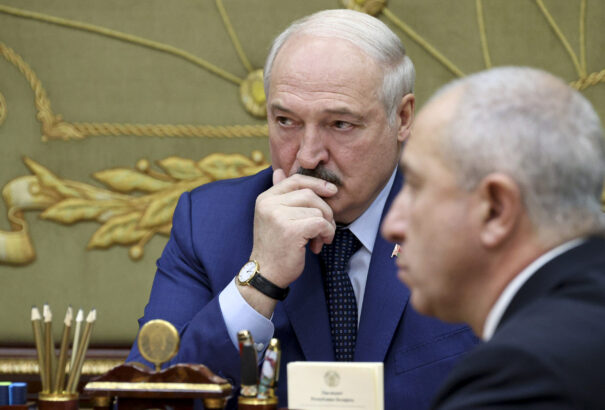 Lengyel migránsválság – Uniós szóvivő: az EU a migránsok hazaszállításának lehetőségeit keresi