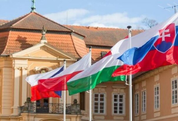 Mitől lennénk kicsik vagy kevesek? – Avagy a vepřo-knedlo-zelo esete az európai értékekkel