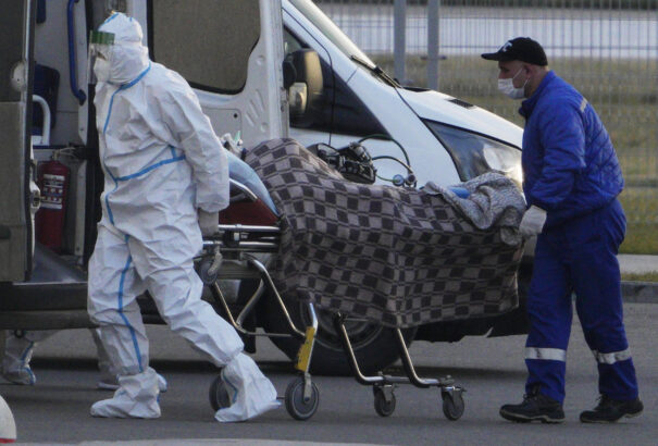 WHO: Európában 2022 márciusáig a covidban elhunyt áldozatok száma meghaladhatja a kétmilliót