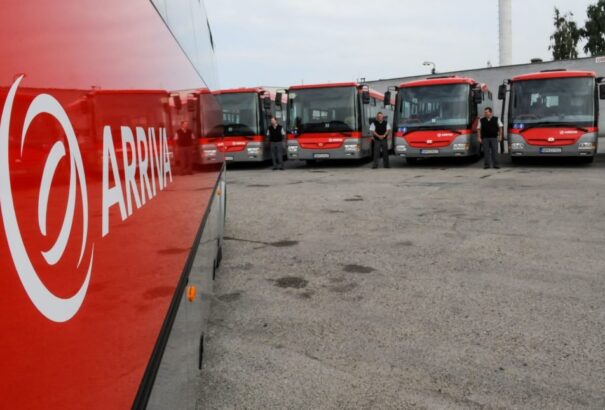 Pozsony megyének hétfőtől új autóbusz-szolgáltatója lesz