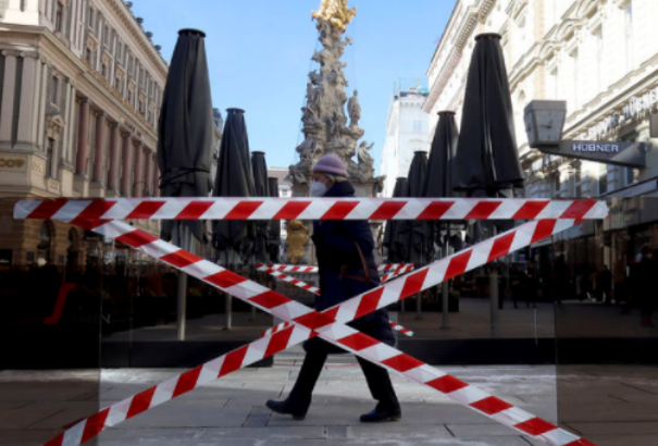 Ausztriában mától érvénybe lépett a lockdown az oltatlanok számára. Pontosították a szabályokat