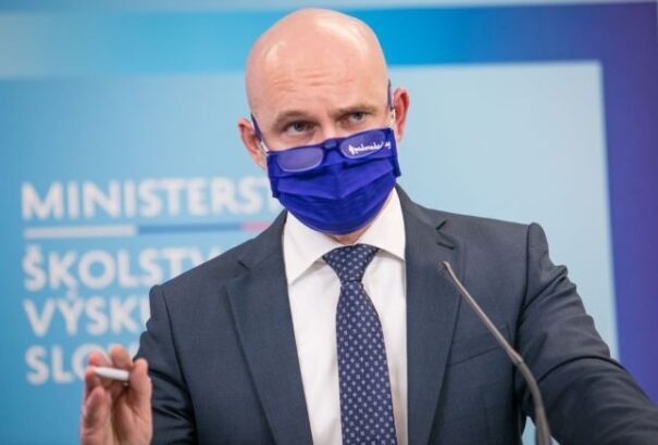 Az oktatásügyi tárca tagadja, hogy tömeges iskolabezárásra kerülne sor