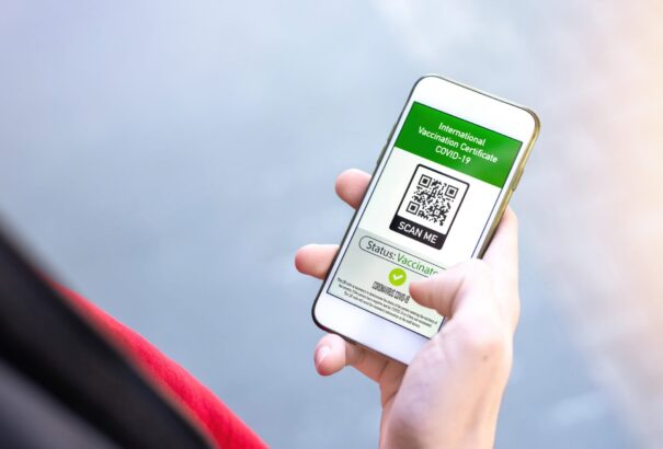 Klus: Van akinek már le is járhatott a Covid-igazolványa