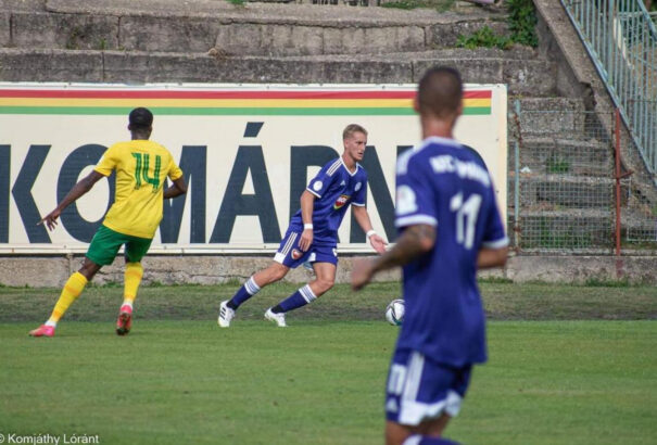 Utolsó idei bajnoki meccsén is megőrizte veretlenségét a Komáromi FC – videóval