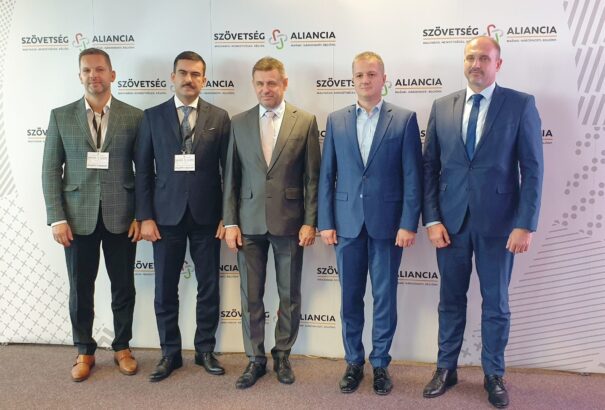 Király Zsolt: A moslék ehetetlen – Avagy a magyarországi ellenzékváltás felvidéki tanulságai