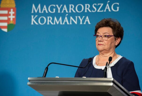 Koronavírus – Müller Cecília: mindenki vegye fel a harmadik oltást is!