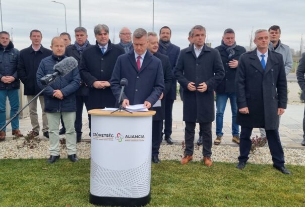 Önmaga kritikájaként is indított petíciót a Szövetség az R7-es mielőbbi meghosszabbítása érdekében (Videóval)