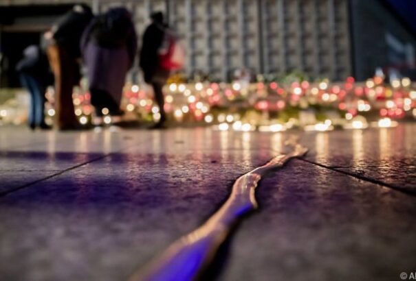 Öt éve történt a berlini terrortámadás – a 13 áldozatra emlékeztek