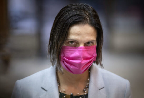 Kolíková: Itt az ideje, hogy a kormány elgondolkodjon a kötelező oltás bevezetésén