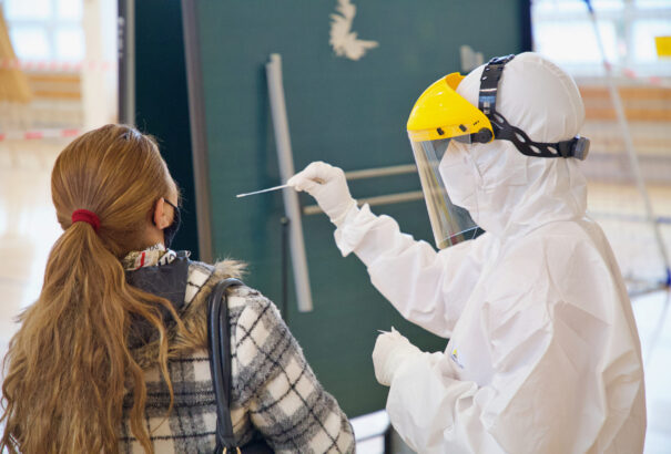 Már igényelhetik a tesztelési költségek visszatérítését a cégek