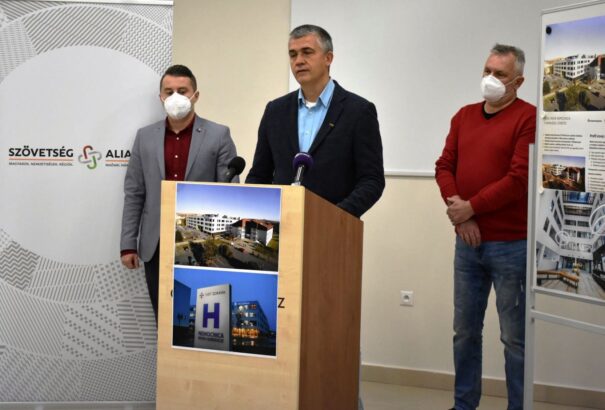 Kórházfejlesztés Rimaszombatban, infrastruktúrafejlesztés Besztercebánya megyében – Íme, a részletek