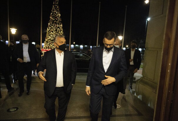 Orbán: Brüsszel ma a bevándorlást támogatja, a családokat és a gyermekeket pedig nem védi meg