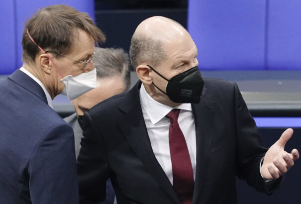 Az új német kormány legnagyobb nyertese a legkisebb kormánypárt. A szocdemek a CDU sorsára juthatnak. Körkép-elemzés