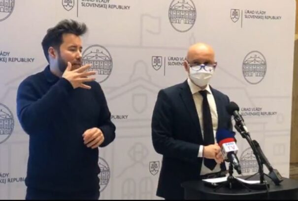 Az oktatásügyi miniszter szerint január 10-e után térhetnek vissza a diákok az iskolákba