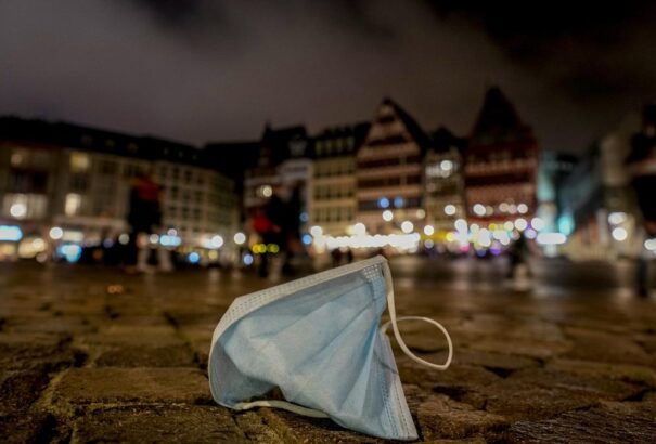 Egyre szigorúbbak az utazás szabályai Európában