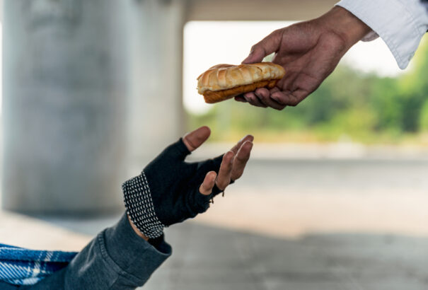 Rohamosan nő a szegények száma a világon