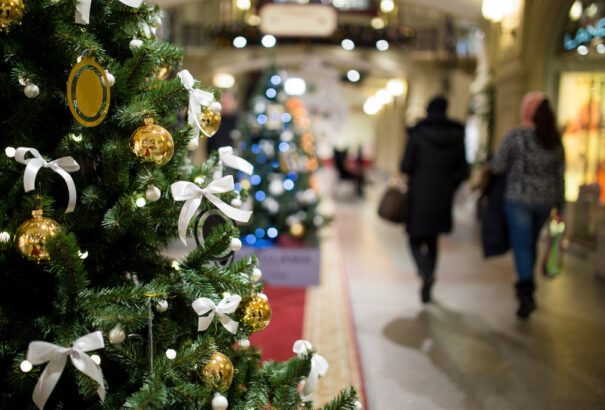 Péntektől már csak éjszaka lesz érvényben a kijárási tilalom